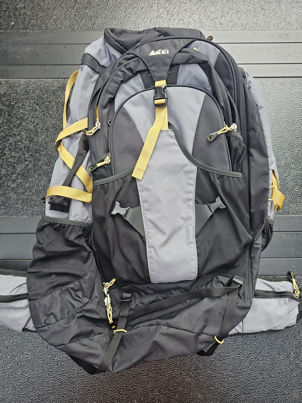 REI Co-op Grand Tour 85 Travel Pack Men's Large: 70L Main Bag w/ 15L Zip Off Bag